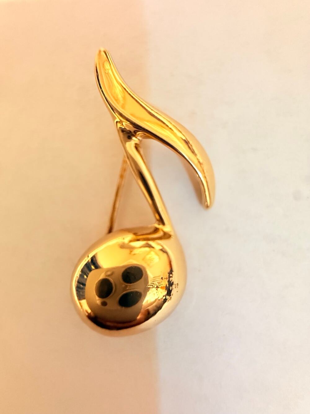 Vintage Monet Gold Tone Musical Note Brooch